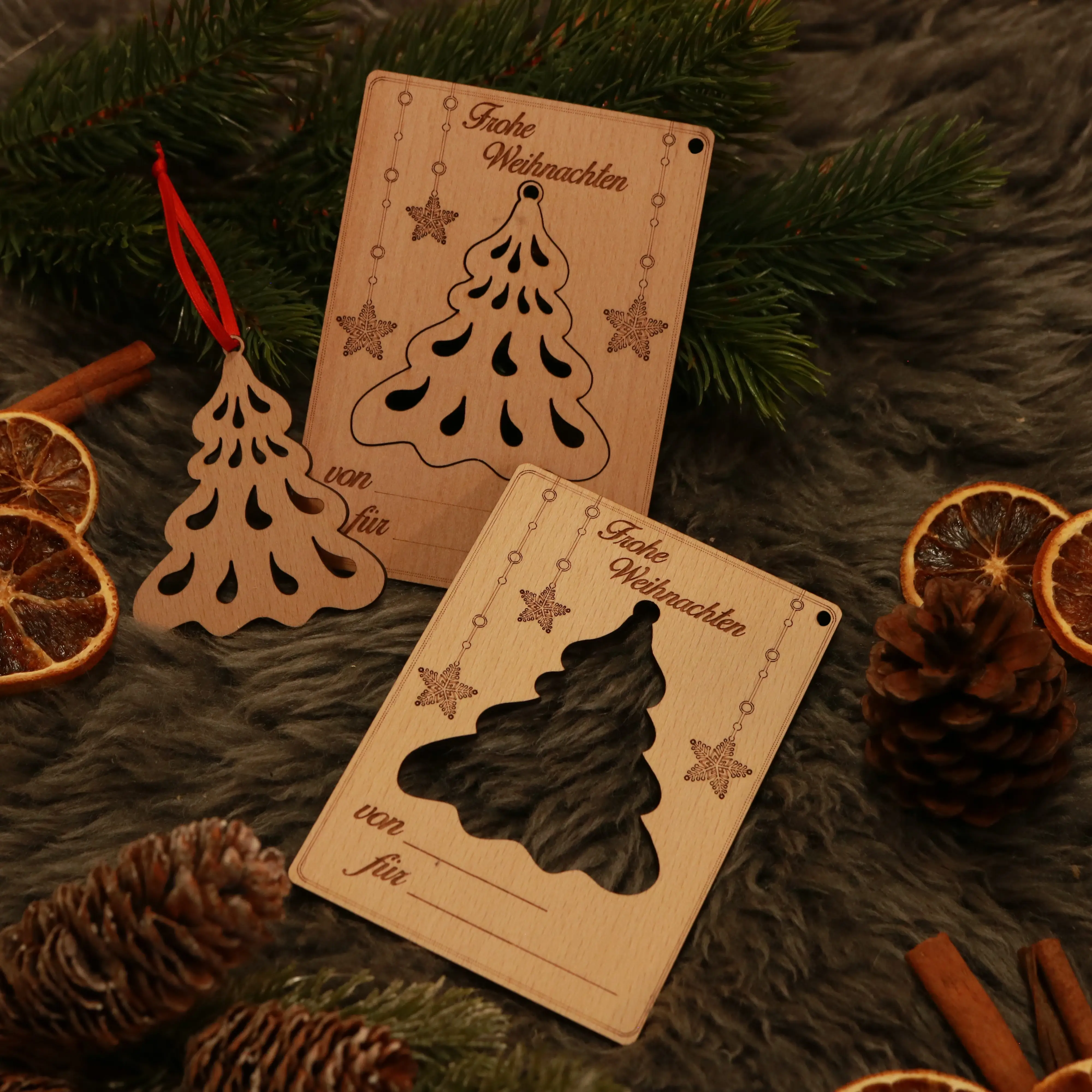 Weihnachtskarte aus Holz
