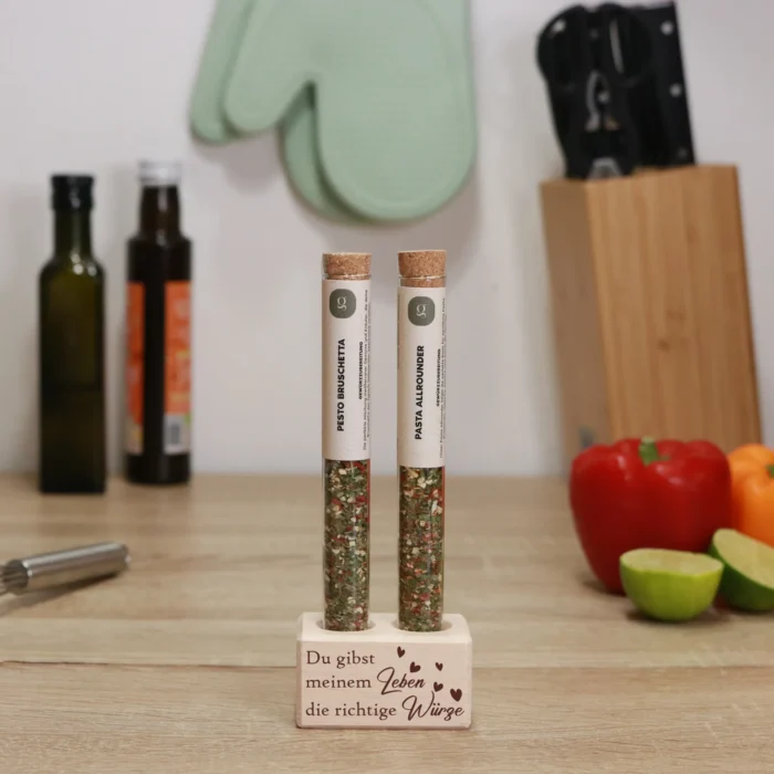 Gewürzblock Du gibst meinem Leben die richtige Würze klein_1920x1920 2er Gewürzblock | Du gibst meinem Leben die richtige Würze – Bild 1