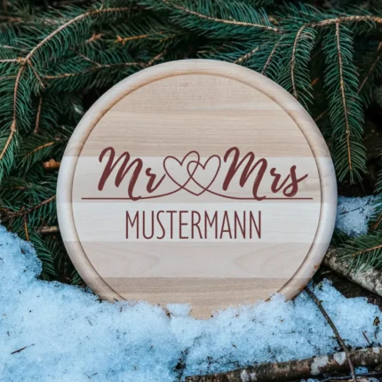 Mr & Mrs Nachname | graviertes Schneidebrett/Jausenbrett