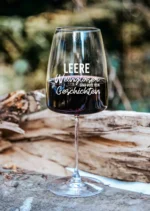 leere Weingläser | graviertes Weinglas