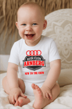 Audi Club Arnberg New to the Crew | bedruckter Babybody – Bild 2